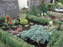 1200_Familiengrab-Rahn-2